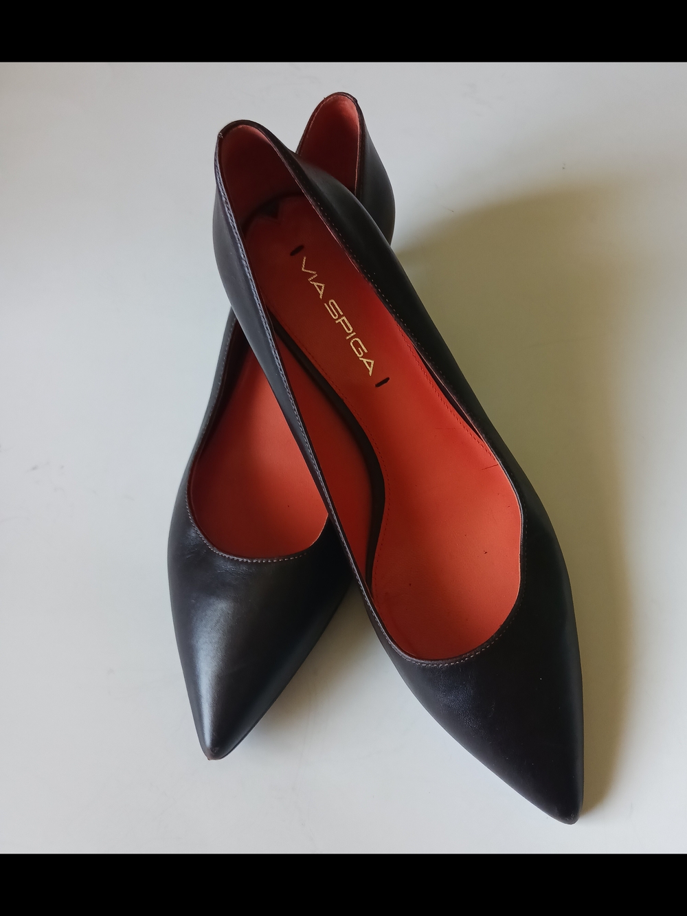 Via Spiga Black Leather Pointed Ballet Flats with Orange Insole